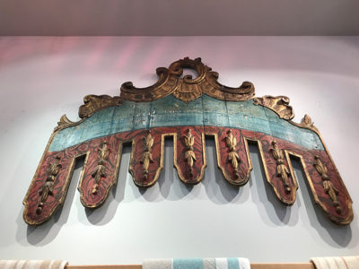 george-lifestyle-arts-antique-wooden-wall-art